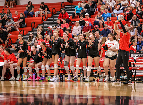 Centennial vs Mounds View Girls Varsity Volleyball 218