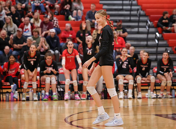 Centennial vs Hopkins Girls Varsity Volleyball 176
