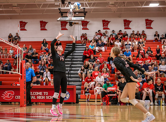 Centennial vs Mounds View Girls Varsity Volleyball 224