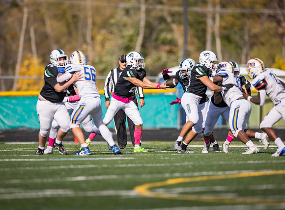 Mounds View vs STMA Varsity Football 277