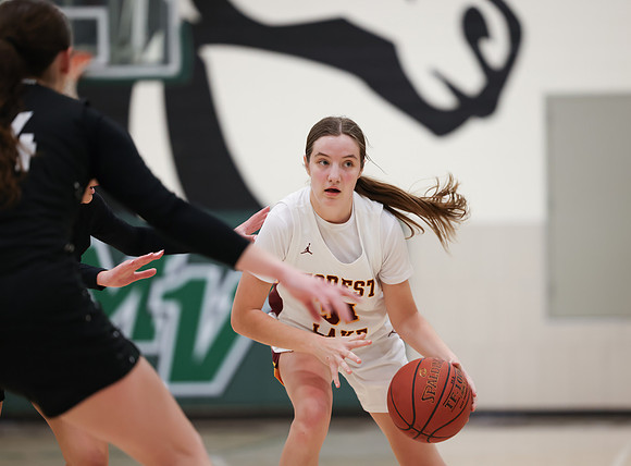 Mounds View vs Forest Lake Varsity Basketball 186