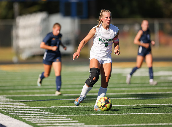 Mounds View vs Mahtomedi Girls Varisty Soccer 226