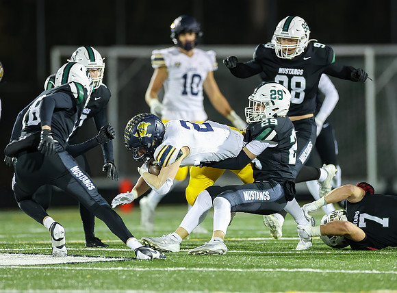 Mounds View vs Prior Lake Varsity Football 184