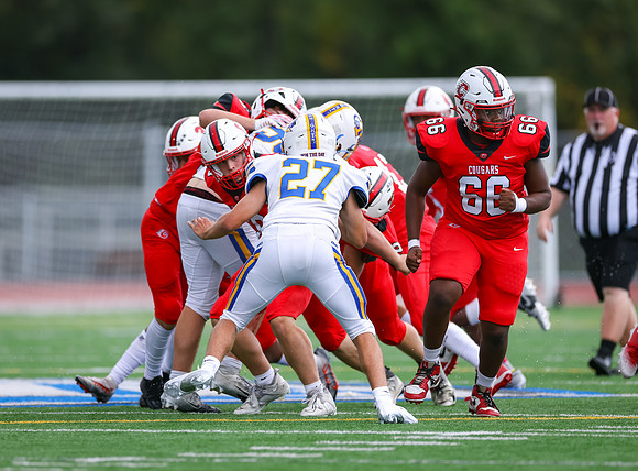 Centennial vs STMA JV Football 195