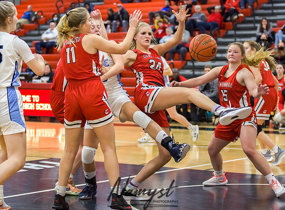 Centennial vs Blaine Varsity Basketball 049