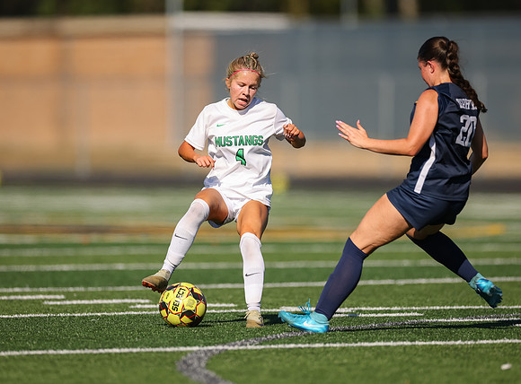 Mounds View vs Mahtomedi Girls Varisty Soccer 184