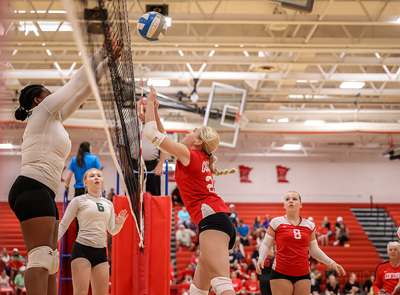 Centennial vs Mounds View Girls 9B Volleyball 51