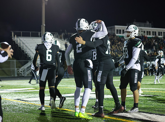 Mounds View vs Prior Lake Varsity Football 22