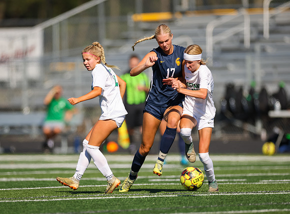Mounds View vs Mahtomedi Girls Varisty Soccer 87