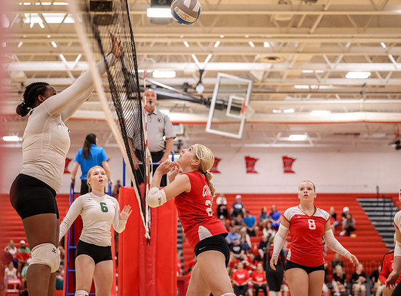 Centennial vs Mounds View Girls 9B Volleyball 52