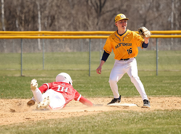 Centennial vs Mahtomedi JV Baseball_1288