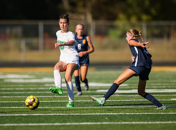 Mounds View vs Mahtomedi Girls Varisty Soccer 301