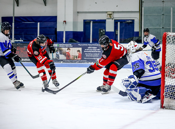 Centennial vs Cambridge Isanti Hockey 250