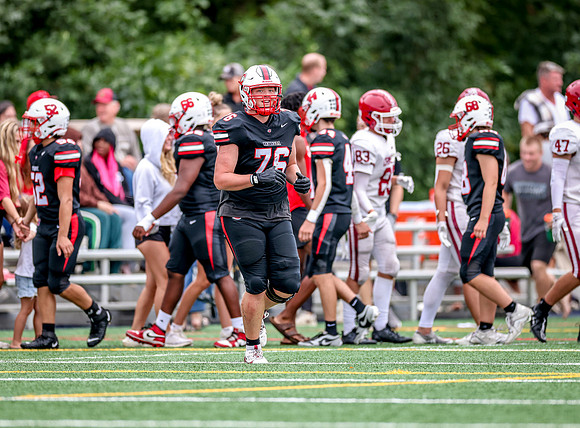 Centennial vs Maple Grove JV Football 251