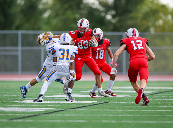 Centennial vs STMA JV Football 190