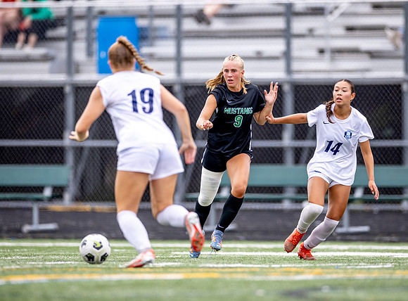 Mounds View vs Blaine Varsity Soccer 155