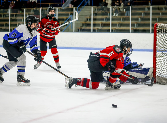 Centennial vs Cambridge Isanti Hockey 151