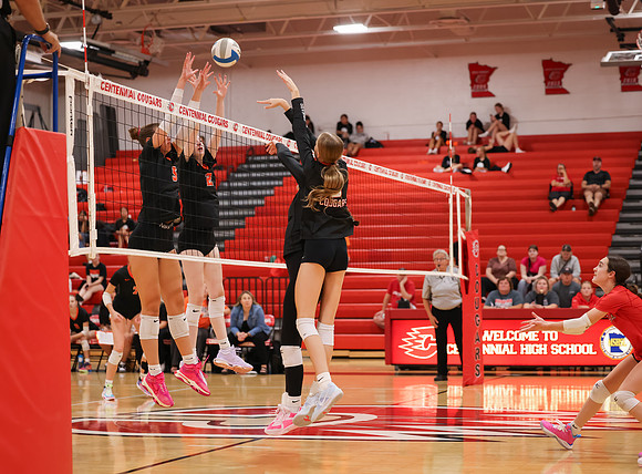 Centennial vs Osseo Girls Varsity Volleyball 235