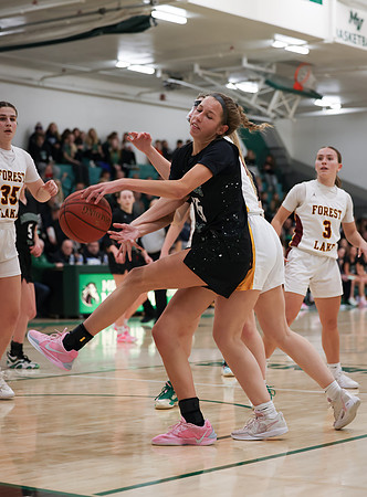 Mounds View vs Forest Lake Varsity Basketball 111