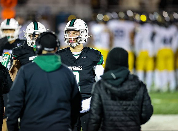 Mounds View vs Prior Lake Varsity Football 220
