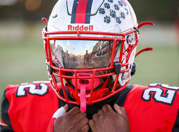 Centennial vs Anoka Varsity Football 4