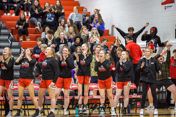 Centennial vs Coon Rapids Girls Varsity Basketball 090