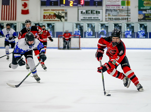 Centennial vs Cambridge Isanti Hockey 225