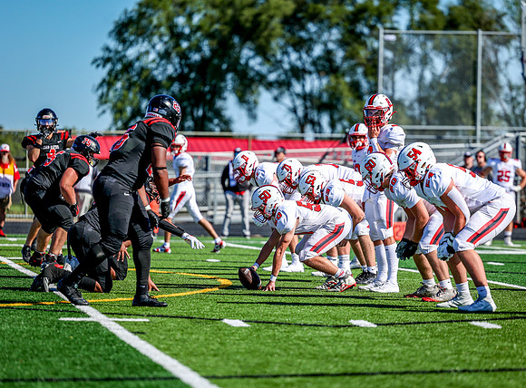 Centennial vs Coon Rapids Varsity Football 85