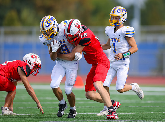 Centennial vs STMA JV Football 299