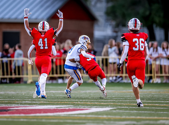 Centennial vs STMA Varsity Football 158