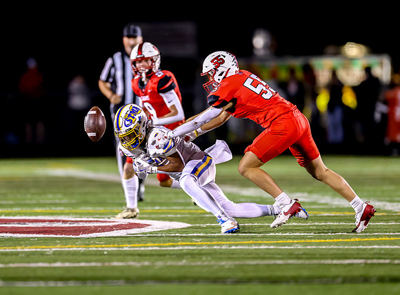 Centennial vs STMA Varsity Football 387