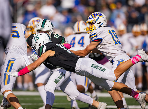 Mounds View vs STMA Varsity Football 226