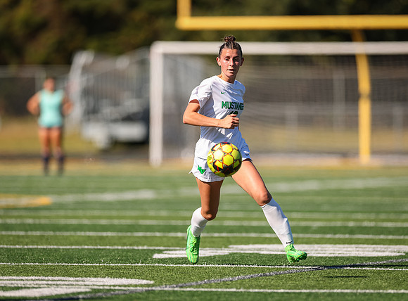 Mounds View vs Mahtomedi Girls Varisty Soccer 112