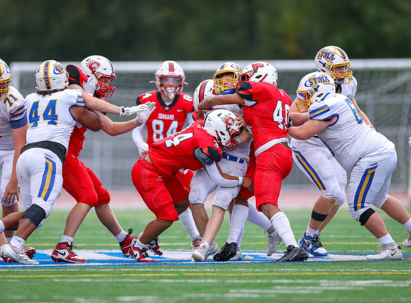 Centennial vs STMA JV Football 274