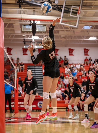 Centennial vs Mounds View Girls Varsity Volleyball 110