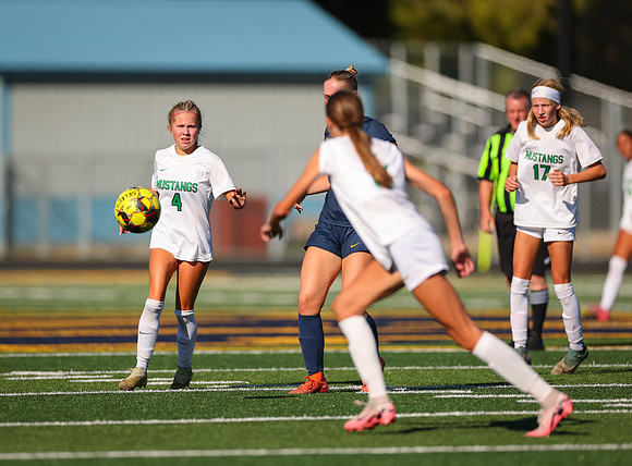 Mounds View vs Mahtomedi Girls Varisty Soccer 252