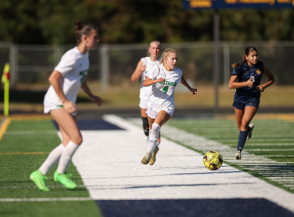Mounds View vs Mahtomedi Girls Varisty Soccer 178