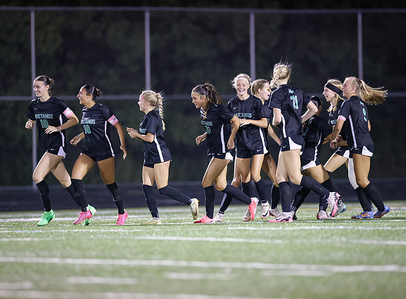 Mounds View vs Stillwater Varsity Soccer 61