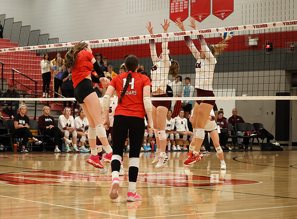 Centennial vs Anoka Girls Varsity Volleyball 331