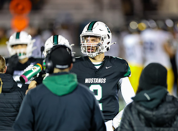 Mounds View vs Prior Lake Varsity Football 221
