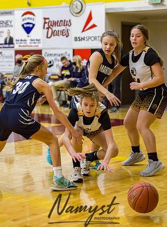Forest Lake Girls 7 Maroon Basketball 125