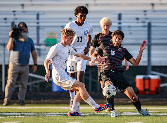 Centennial vs Blaine Varsity Soccer 25