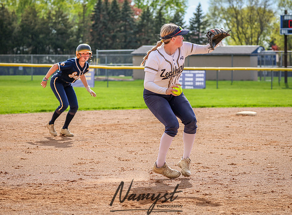Mahtomedi vs Totino-Grace 223