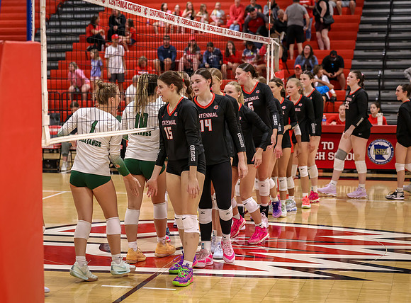 Centennial vs Mounds View Girls Varsity Volleyball 230