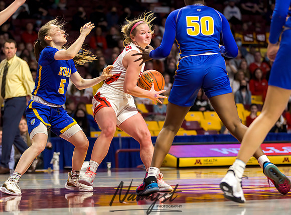 Centennial vs STMA Girls Basketball - State Tournament 113