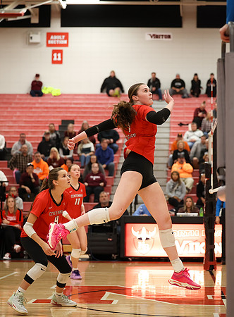 Centennial vs Anoka Girls Varsity Volleyball 190