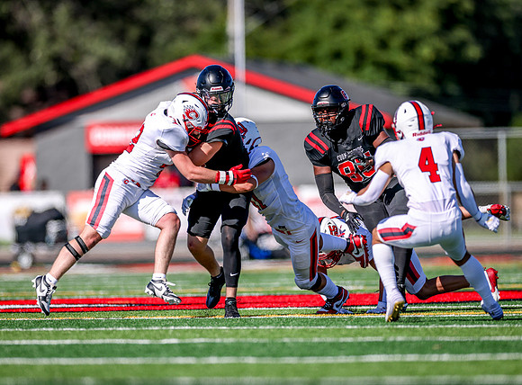 Centennial vs Coon Rapids Varsity Football 63