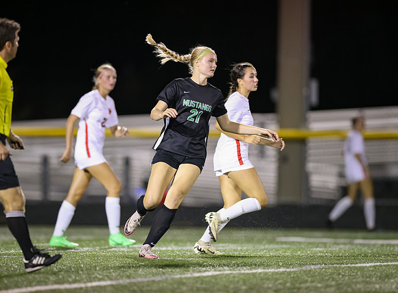Mounds View vs Stillwater Varsity Soccer 124