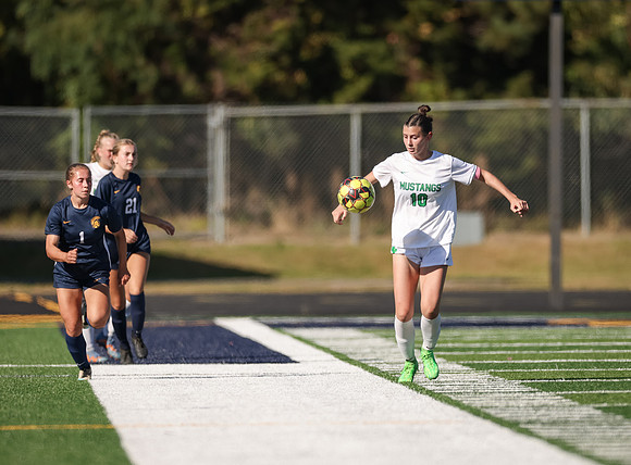 Mounds View vs Mahtomedi Girls Varisty Soccer 234
