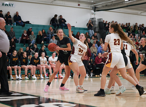 Mounds View vs Forest Lake Varsity Basketball 85